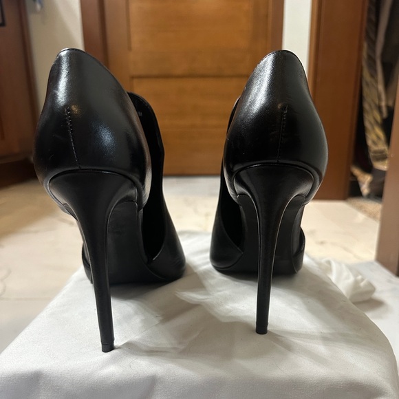 Steve Madden Dolly Pointed Toe Pumps - Black Leather, Size 10 - Picture 3 of 4